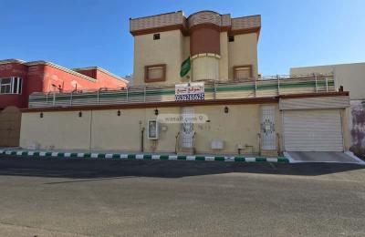 Building 552 SQM with 3 Floors Facing North