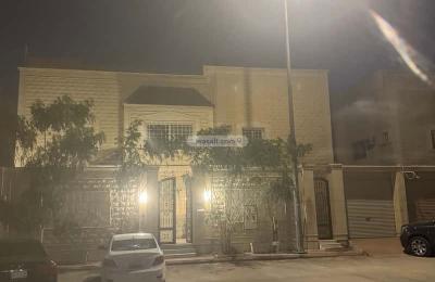 Villa 330 SQM Facing North with 9 Bedrooms