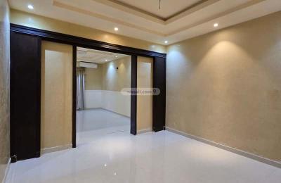 Floor with 8 Bedrooms