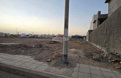 Land 420 SQM Facing South on 15m Width Street