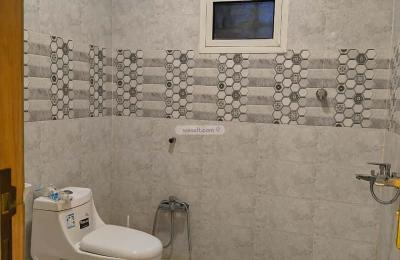 Floor 325.96 SQM with 4 Bedrooms