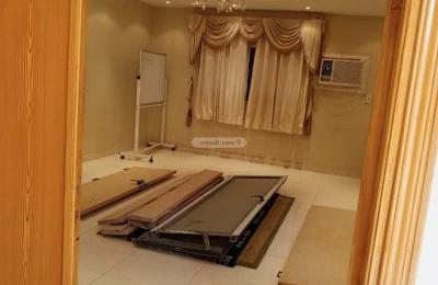 Villa 500 SQM Facing North West on 20m Width Street