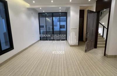 Floor 128.04 SQM with 4 Bedrooms