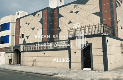 Villa 400 SQM Facing North on 15m Width Street