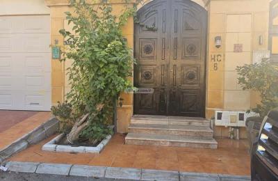 Villa 345 SQM Facing North