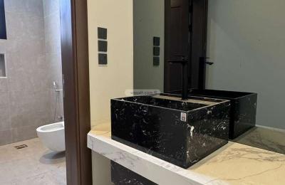 Apartment with 5 Bedrooms