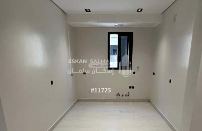 Floor 117.86 SQM with 4 Bedrooms