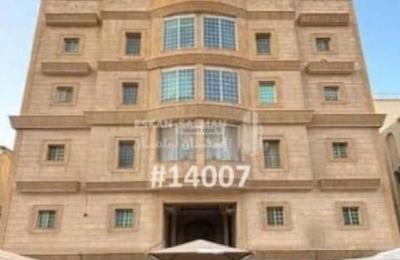 Apartment with 6 Bedrooms