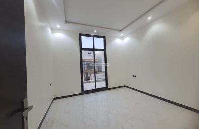 Floor 152.11 SQM with 3 Bedrooms