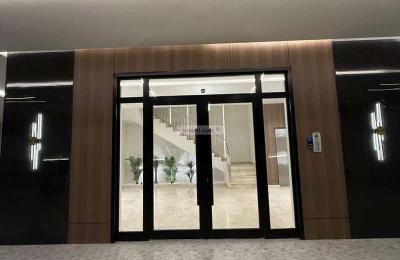 Apartment with 4 Bedrooms