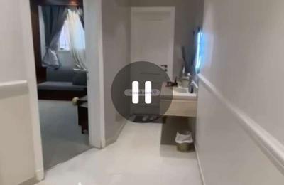 Apartment with 7 Bedrooms