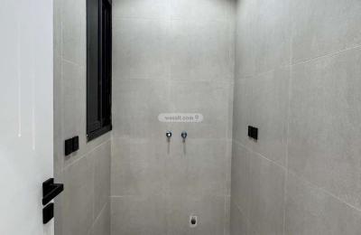 Floor with 6 Bedrooms