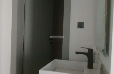 Floor with 5 Bedrooms