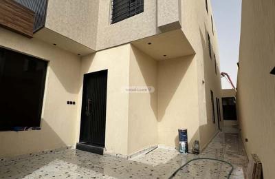 Floor 168.58 SQM with 5 Bedrooms