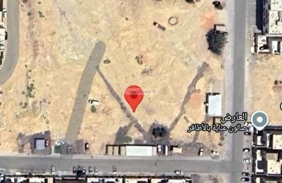 Land 950 SQM Facing West on 28m Width Street