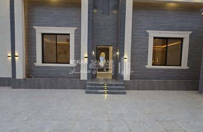 Floor 632.71 SQM with 7 Bedrooms