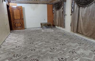 Villa 600 SQM Facing South on 15m Width Street