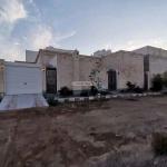 Floor 400 SQM with 4 Bedrooms