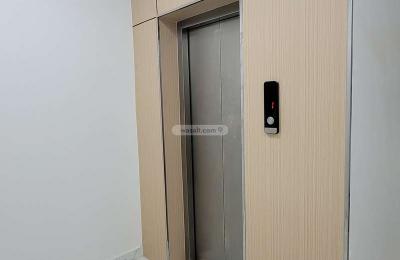 Floor 175.89 SQM with 5 Bedrooms