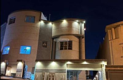 Villa 300 SQM Facing North on 15m Width Street