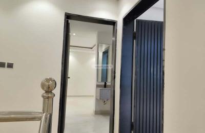 Apartment 220 SQM with 8 Bedrooms