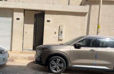 Villa 203.14 SQM Facing South with 5 Bedrooms