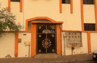 Building 400 SQM Facing North