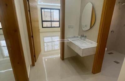 Apartment with 6 Bedrooms