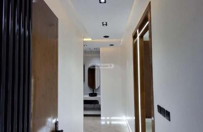 Apartment with 6 Bedrooms