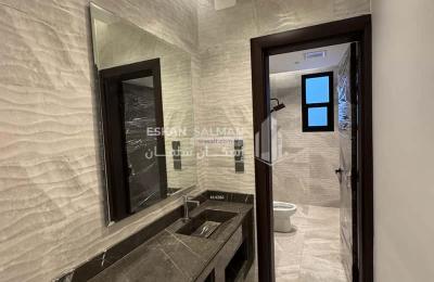 Floor 215.33 SQM with 5 Bedrooms