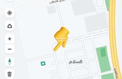 Land 400 SQM Facing South on 15m Width Street