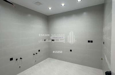 Apartment with 4 Bedrooms