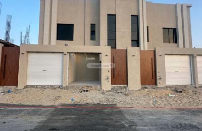 Apartment with 6 Bedrooms