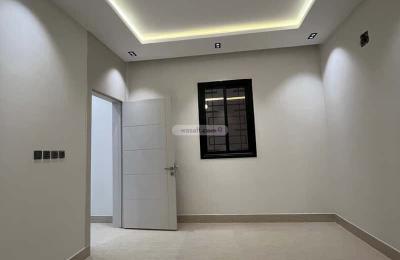 Floor 241 SQM with 4 Bedrooms