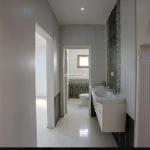 Apartment with 6 Bedrooms