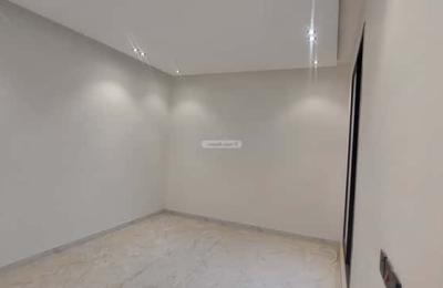 Floor 600 SQM with 4 Bedrooms