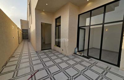 Floor with 4 Bedrooms