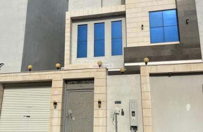 Villa 275 SQM Facing West on 15m Width Street