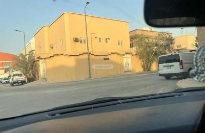 Villa 500 SQM Facing North West on 15m Width Street