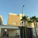 Villa 390 SQM Facing East with 5 Bedrooms