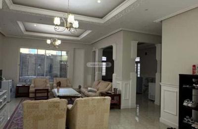 Villa 360 SQM Facing West on 15m Width Street