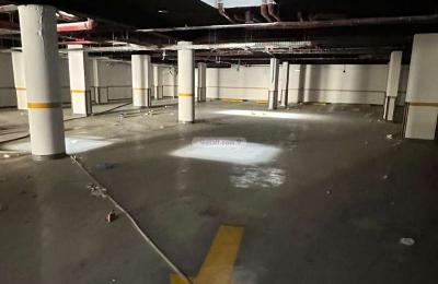 Building 1534.92 SQM Facing West