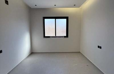 Floor 158 SQM with 5 Bedrooms