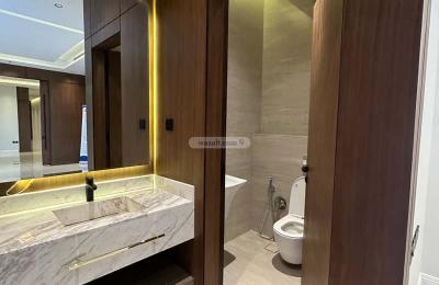 Floor 234.94 SQM with 5 Bedrooms