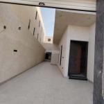 Floor 183.81 SQM with 3 Bedrooms