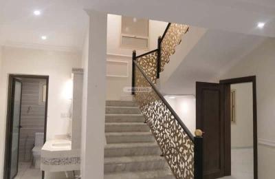 Villa 325 SQM Facing West on 15m Width Street