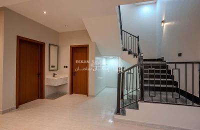 Villa 200 SQM Facing West on 15m Width Street