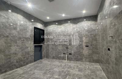 Floor 184.18 SQM with 5 Bedrooms