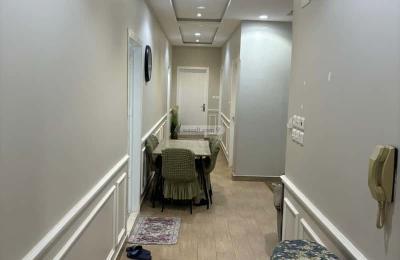 Apartment with 6 Bedrooms