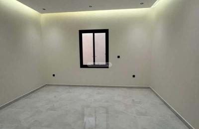 Villa 375 SQM with 3 Apartments Facing North